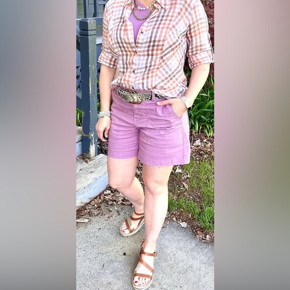 Cabi Pink Paperback Short- size 6 - Picture 5 of 7